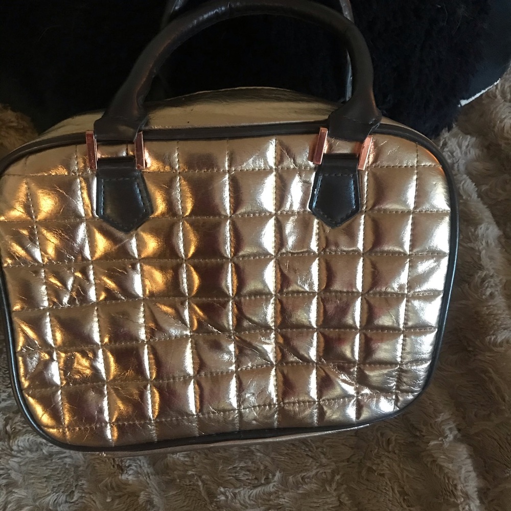 Lori Greiner Jewelry case